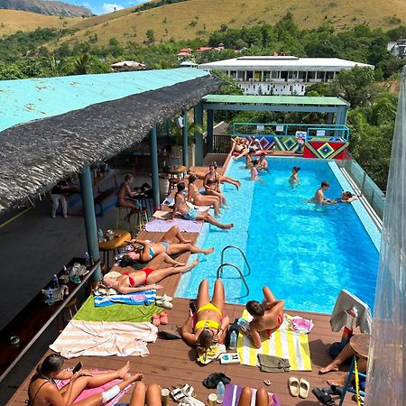 Outpost Hostel - Đảo Coron Ngoại thất bức ảnh