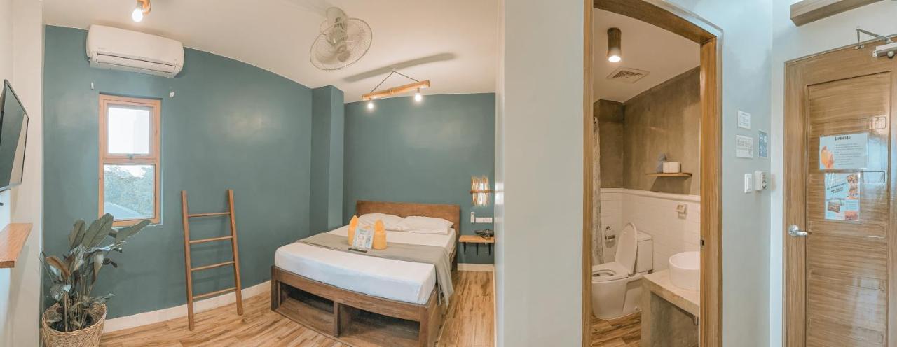 Outpost Hostel - Đảo Coron Ngoại thất bức ảnh