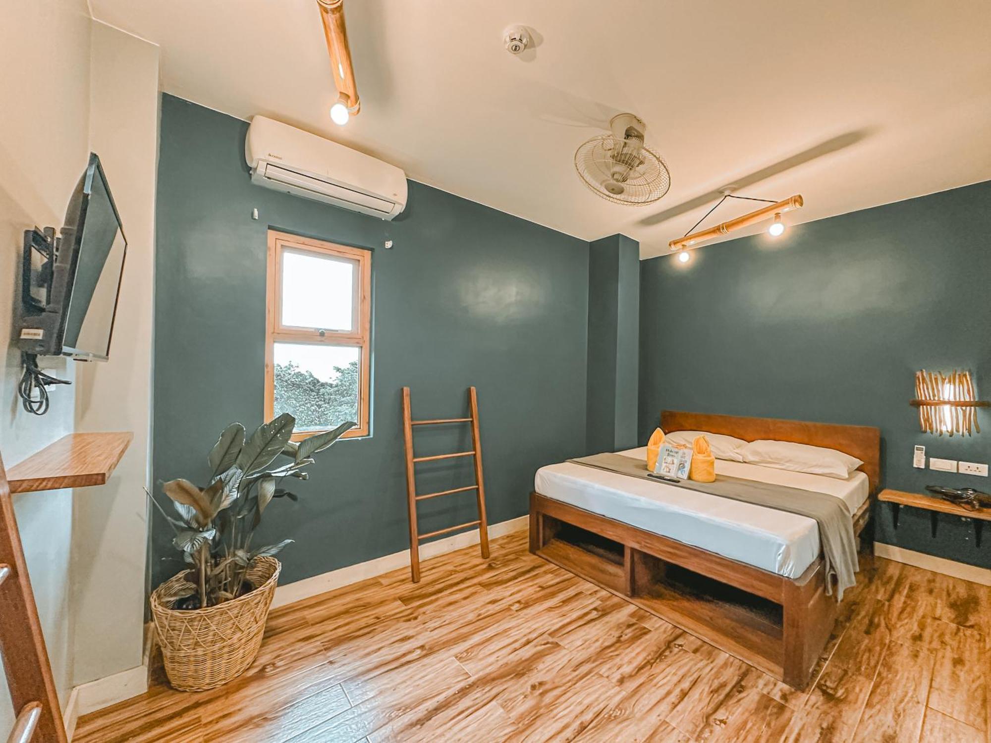 Outpost Hostel - Đảo Coron Ngoại thất bức ảnh